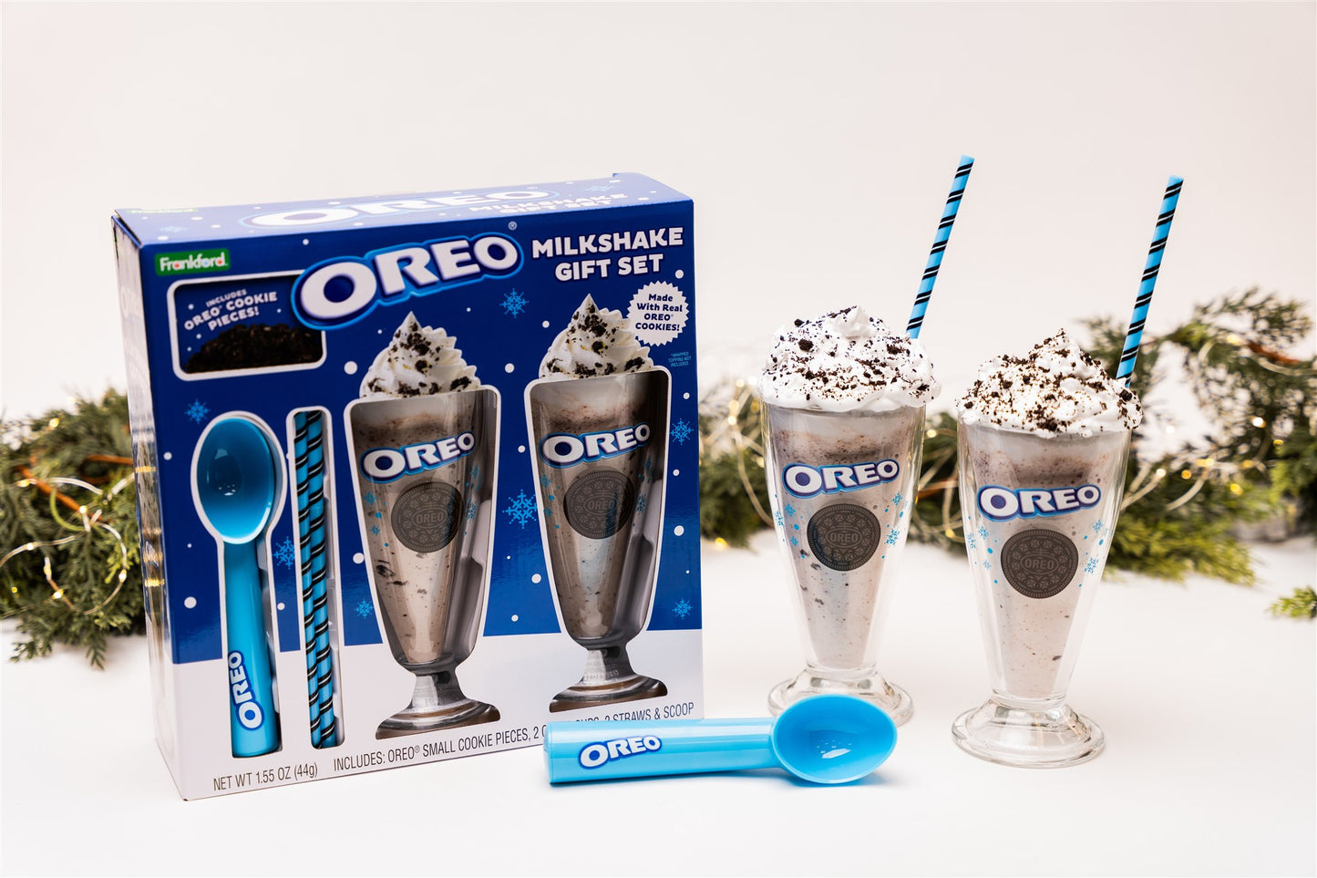 OREO Milkshake Gift Set with milkshake glasses, spoons, and straws on a white background.