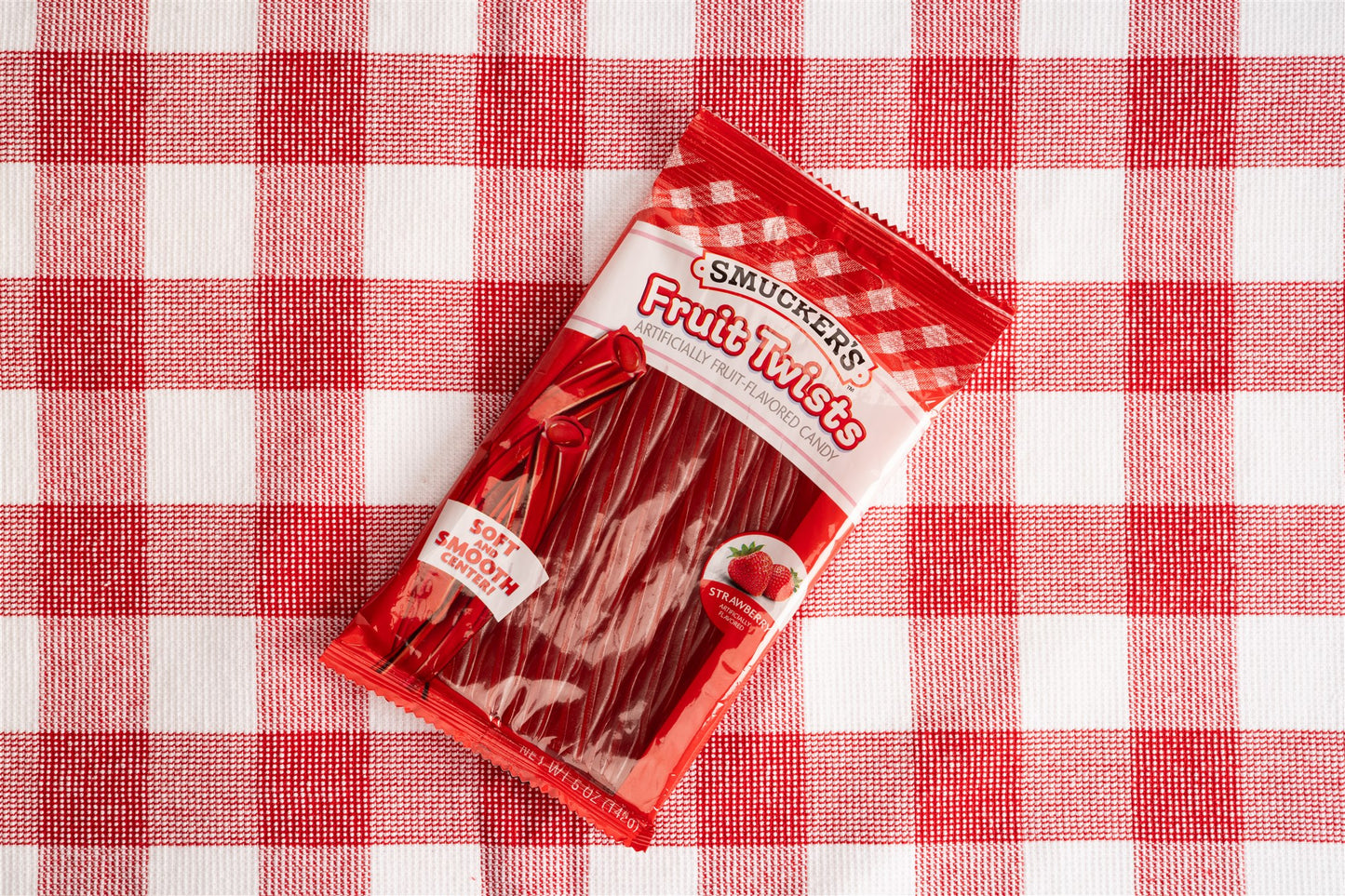 Smucker's Strawberry Fruit Twists Licorice, 5 oz