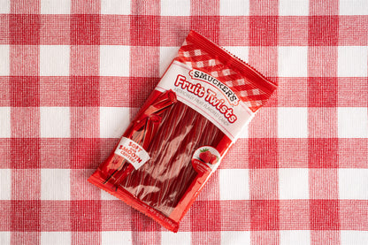 Smucker's Strawberry Fruit Twists Licorice, 5 oz