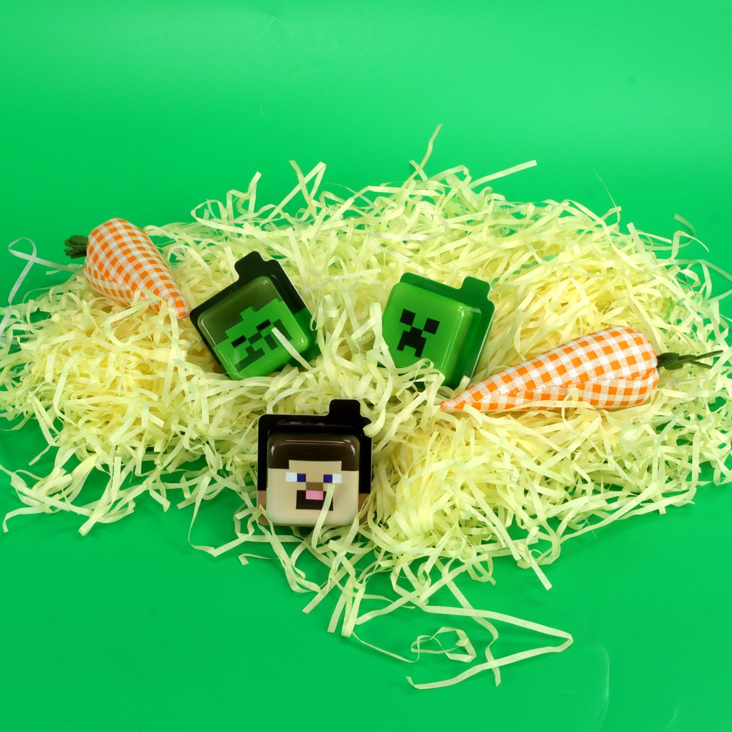 Minecraft Plastic Easter Egg Hunt Candy Cubes with Fruity Chews, 15 Count