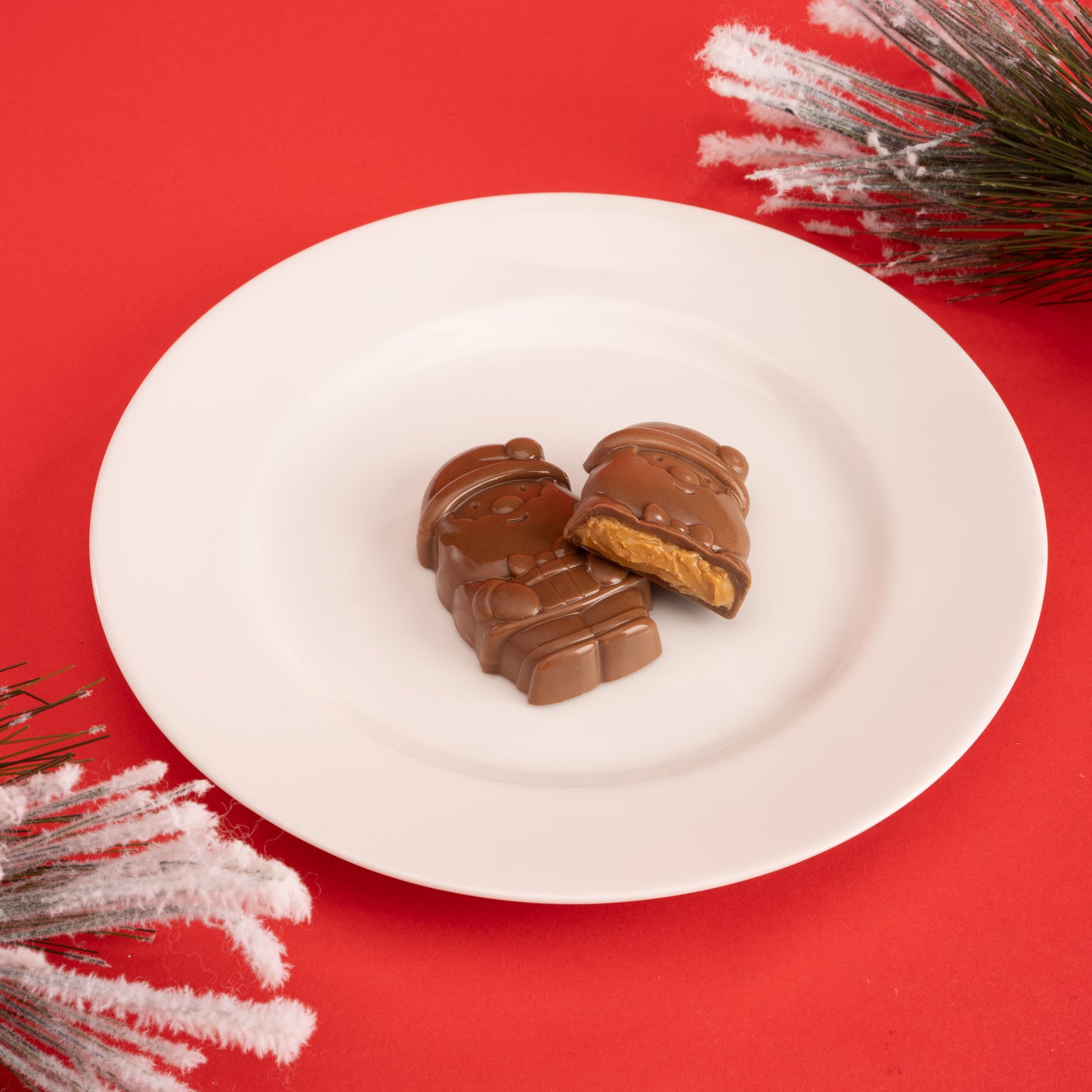 Dunkin' Cookie Butter Filled Chocolate  Santa, 24 Pack