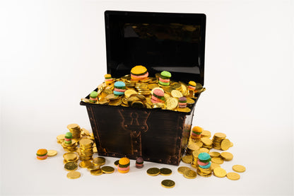 Jumbo and regular sized gummy krabby patties in a treasure chest 