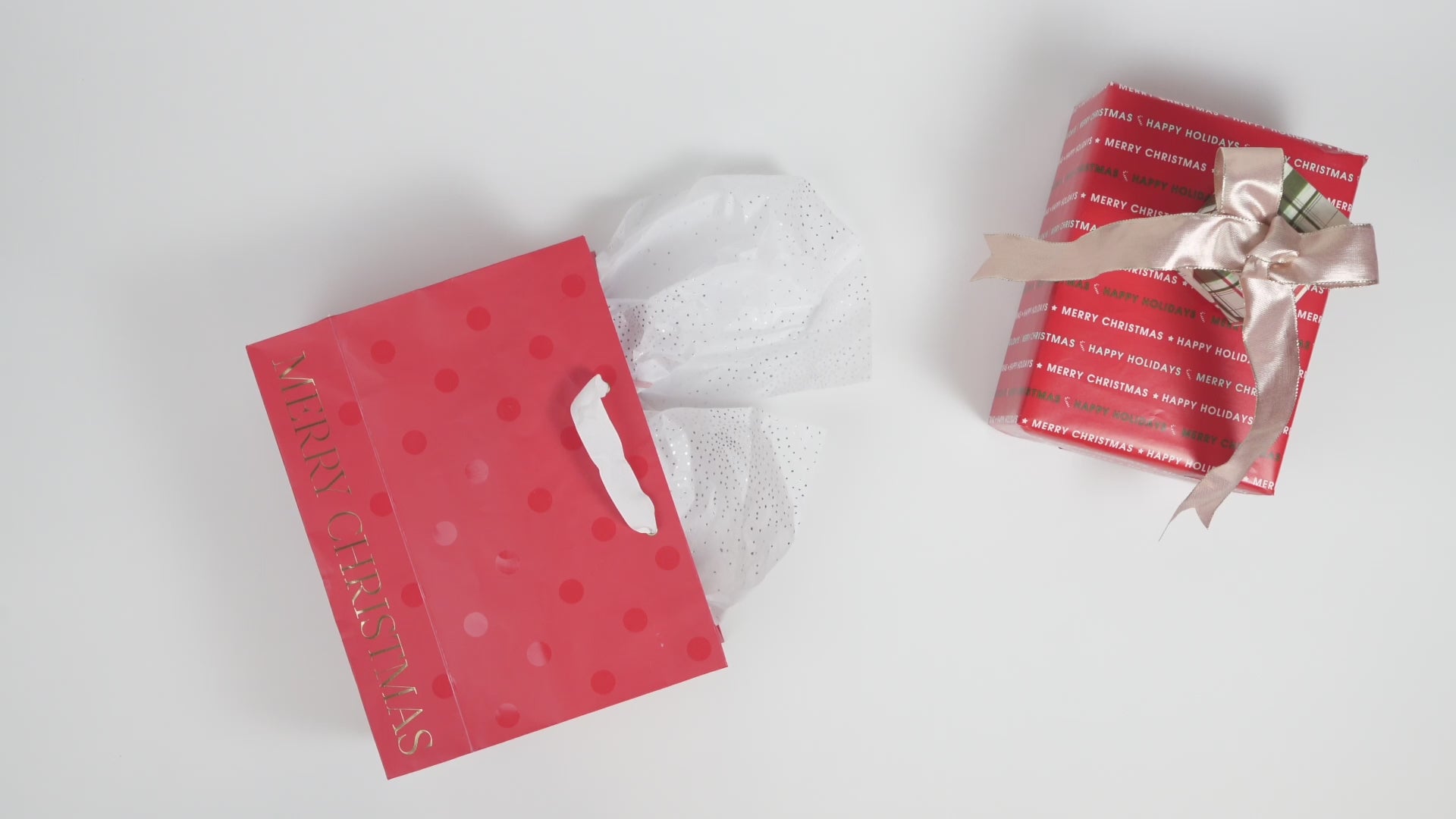 Unboxing of tins gift set