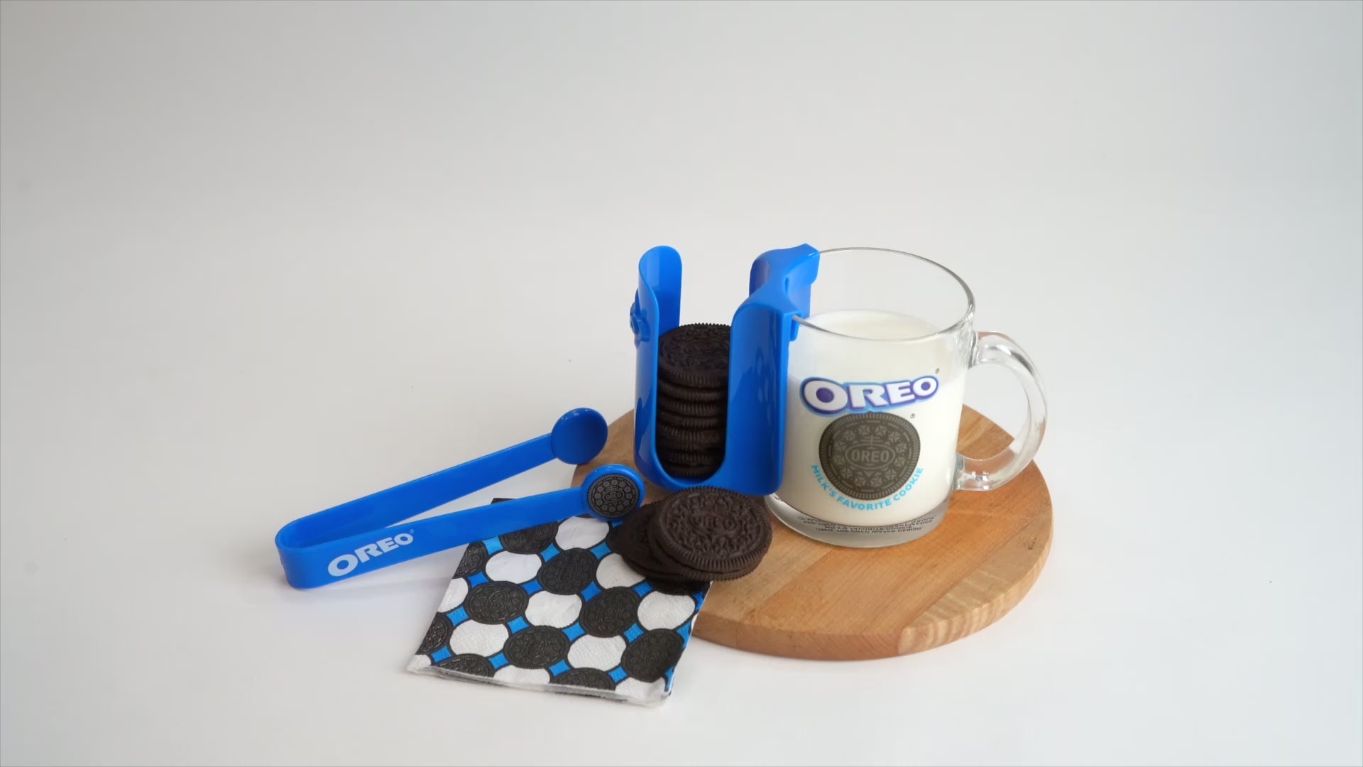 OREO® Ultimate Dunk Set *Online Only* – Frankford Candy
